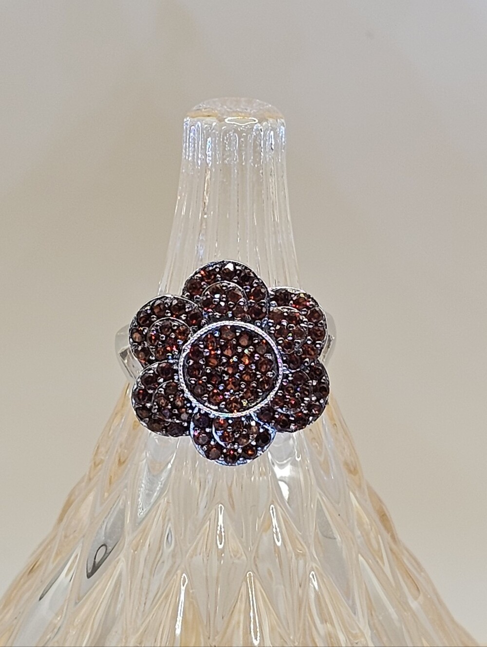 Garnet Flower 925 Silver Ring Size 6